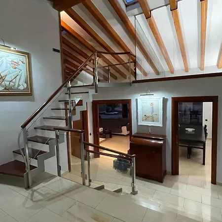Vila Domo San Andrés de Llevaneras